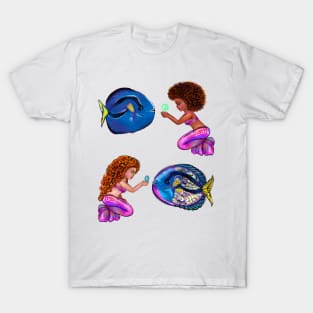 Best fishing gifts for fish lovers 2022. anime mermaid with blue tang fish and bubbles. Pretty black  and white girls with Afro hair, green eyes, Cherry pink lips and dark brown skin. Hair love ! T-Shirt